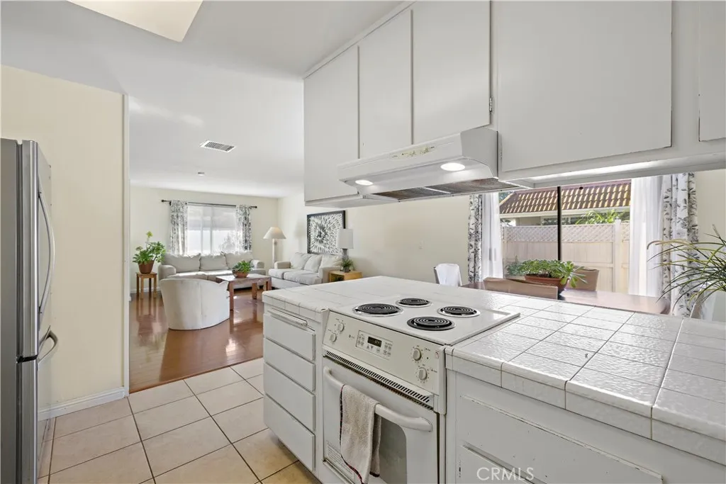 23565 El Cerrito, Aliso Viejo, California 92656 home-pic-7
