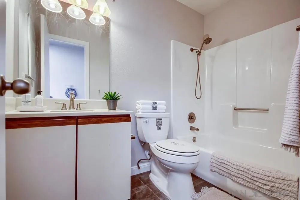 648 Trenton Street, El Cajon, California 92019 home-pic-7