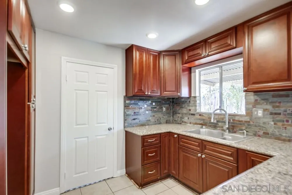 648 Trenton Street, El Cajon, California 92019 home-pic-5