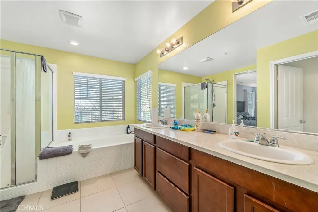 3681 Bilberry, San Bernardino, California 92407 home-pic-28