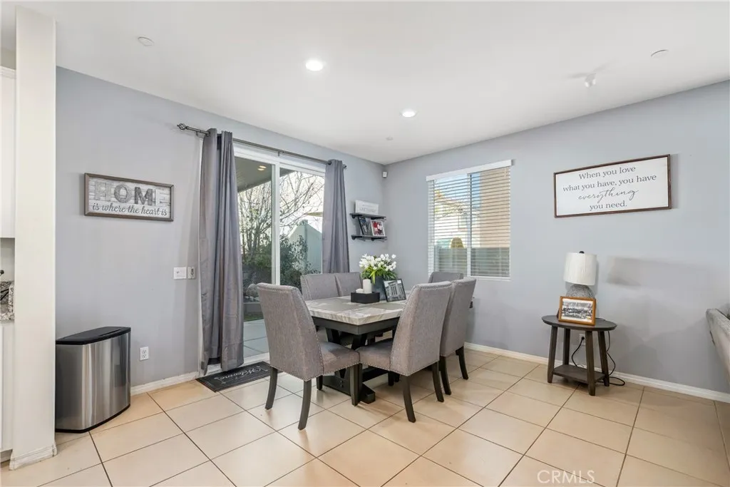 3681 Bilberry, San Bernardino, California 92407 home-pic-9