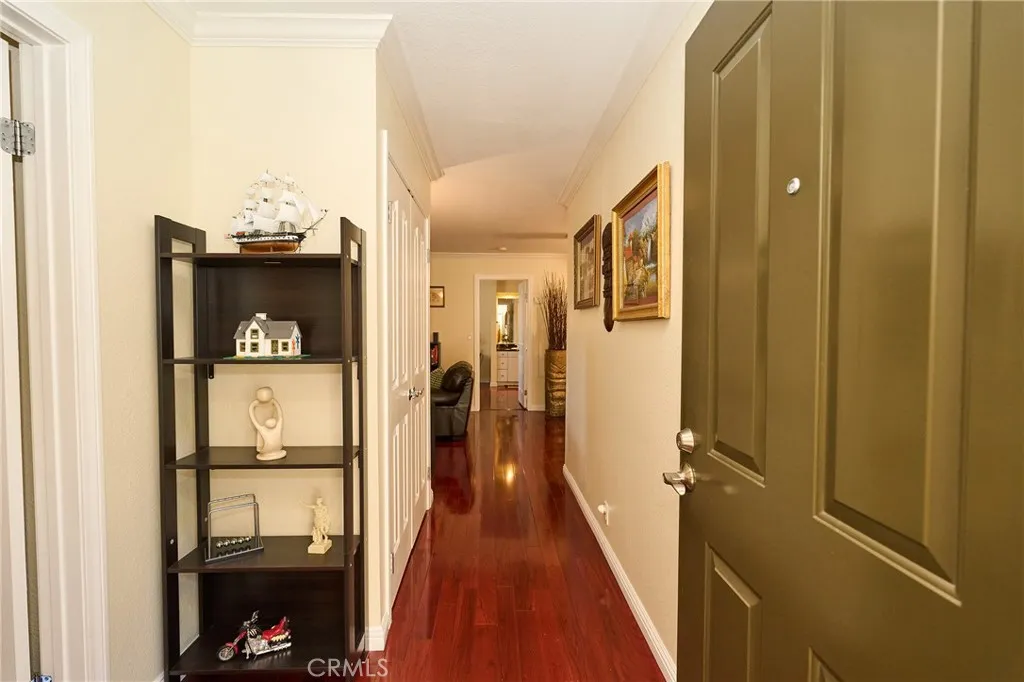 25591 Indian Hill Lane E, Laguna Hills, California 92653 home-pic-4
