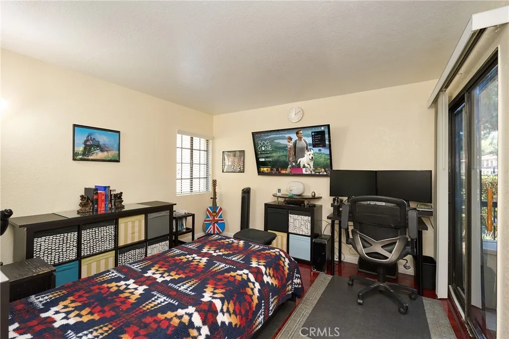 25591 Indian Hill Lane E, Laguna Hills, California 92653 home-pic-12