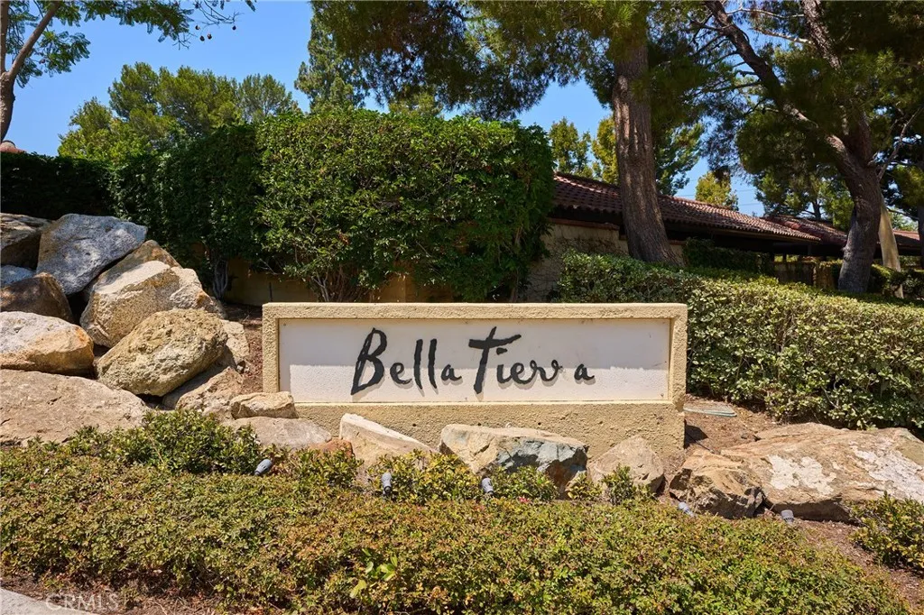 25591 Indian Hill Lane E, Laguna Hills, California 92653 home-pic-1