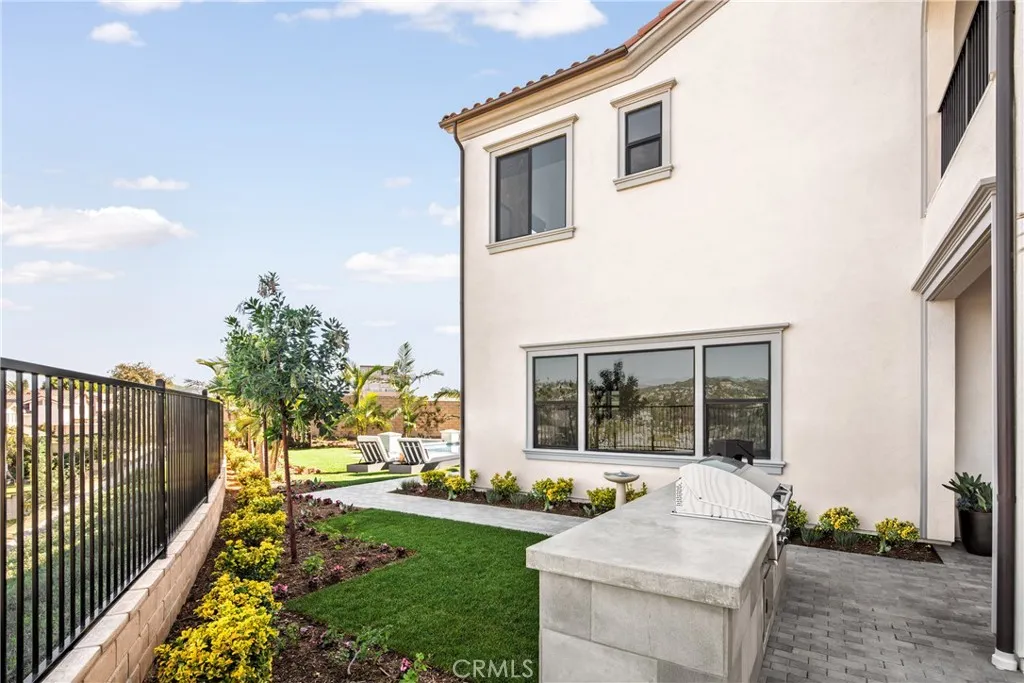 22057 Tuscany Court, Walnut, California 91789 home-pic-18