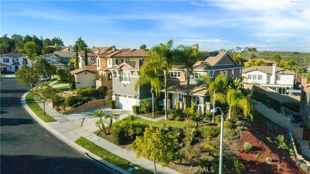 8824 Soothing Court, Corona, California 92883 home-pic-41
