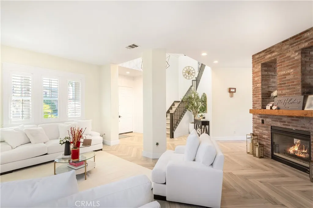 8824 Soothing Court, Corona, California 92883 home-pic-10