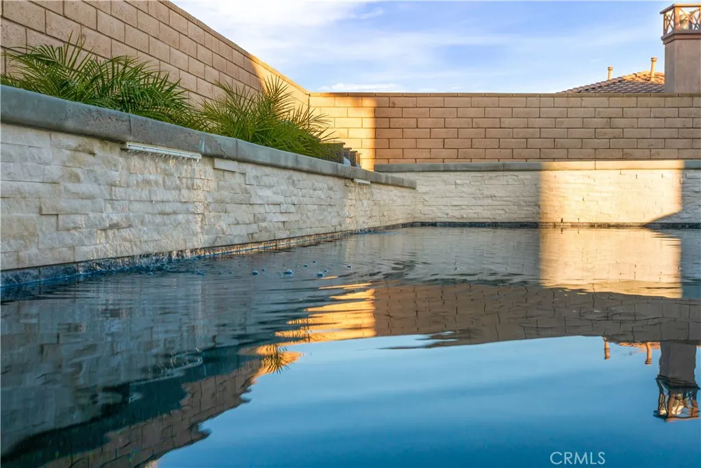 8824 Soothing Court, Corona, California 92883 home-pic-34