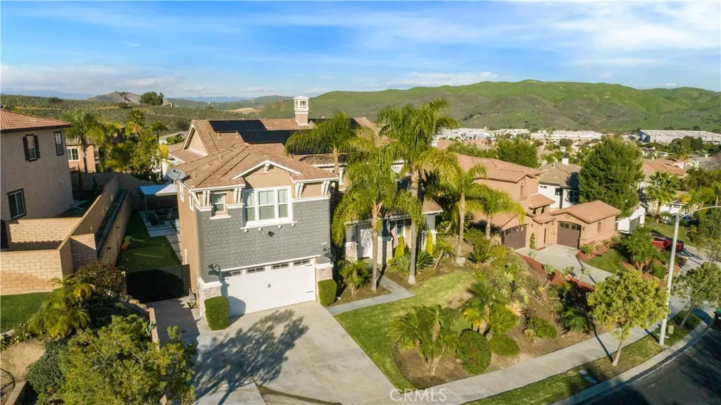 8824 Soothing Court, Corona, California 92883 home-pic-39