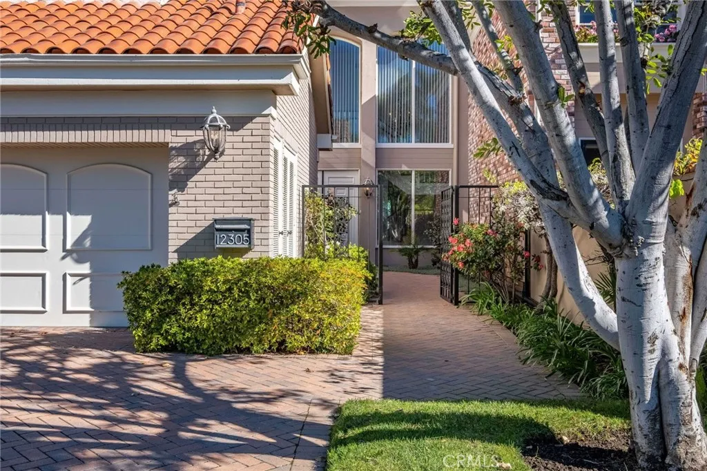 12305 Ridge, Los Angeles, California 90049 home-pic-2
