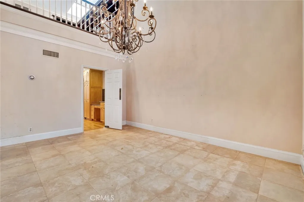 12305 Ridge, Los Angeles, California 90049 home-pic-19