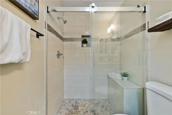5215 Balboa Boulevard 203, Encino, California 91316