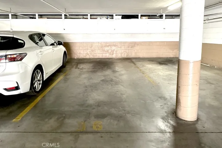 secondary unassigned parking spot #36
