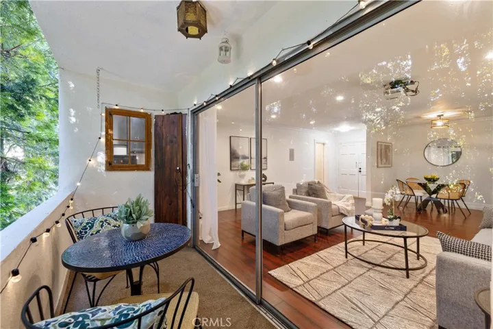5215 Balboa Boulevard 203, Encino, California 91316