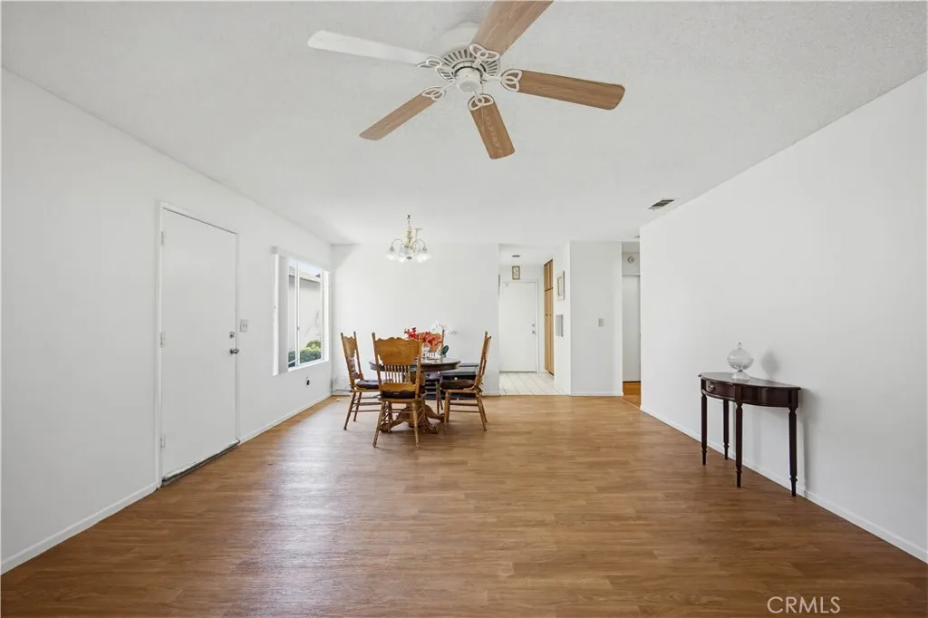 643 W Villa Chaparral, San Jacinto, California 92583 home-pic-12