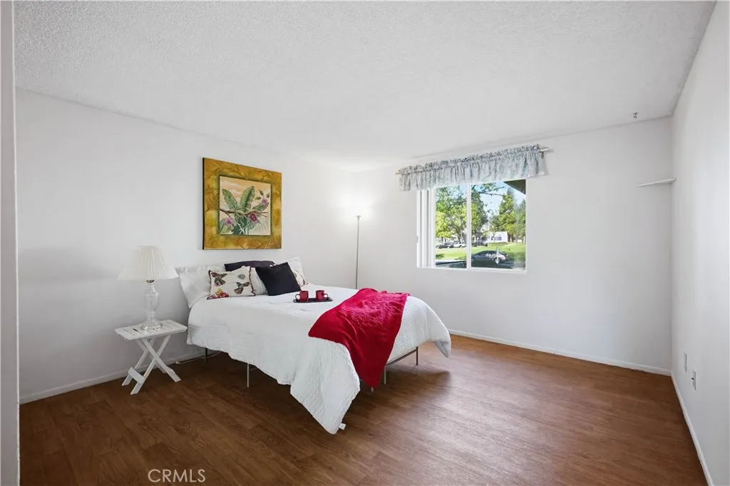 643 W Villa Chaparral, San Jacinto, California 92583 home-pic-18