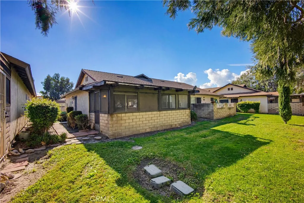 643 W Villa Chaparral, San Jacinto, California 92583 home-pic-29