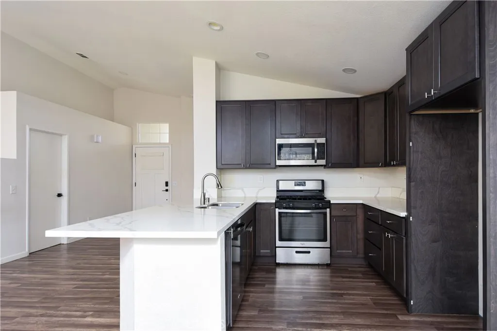 3714 Avondale Street, Perris, California 92571 home-pic-5