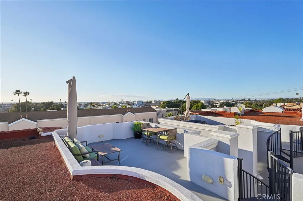 654 5th Street, Hermosa Beach, California 90254 home-pic-36