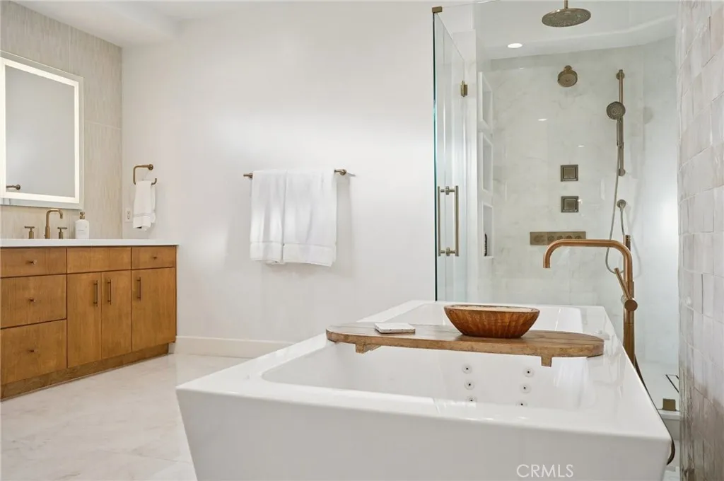 654 5th Street, Hermosa Beach, California 90254 home-pic-22