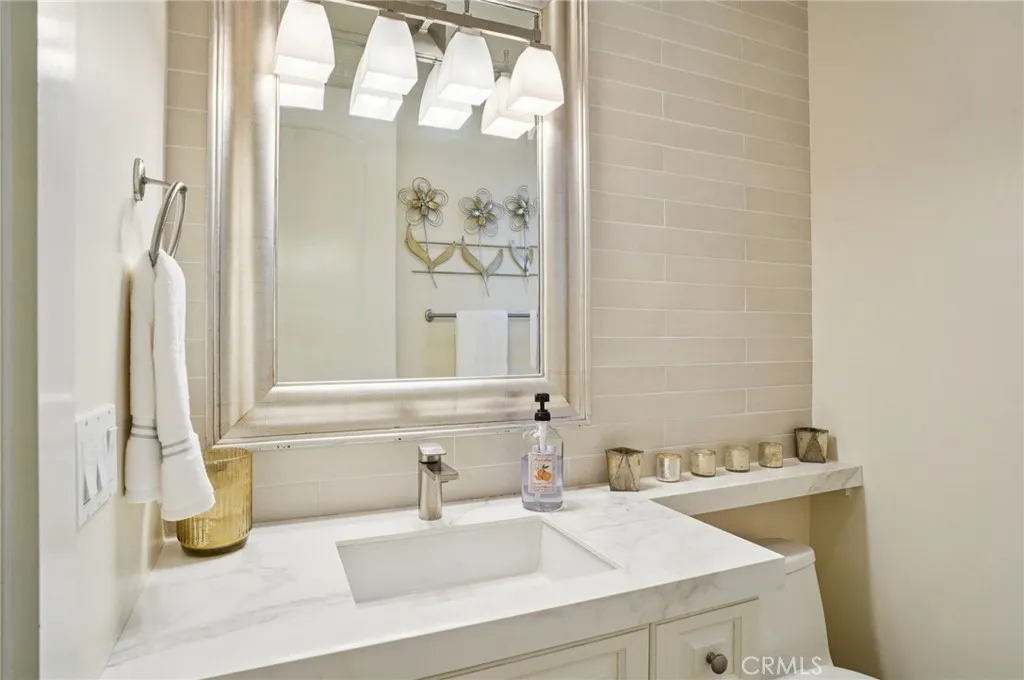 654 5th Street, Hermosa Beach, California 90254 home-pic-30