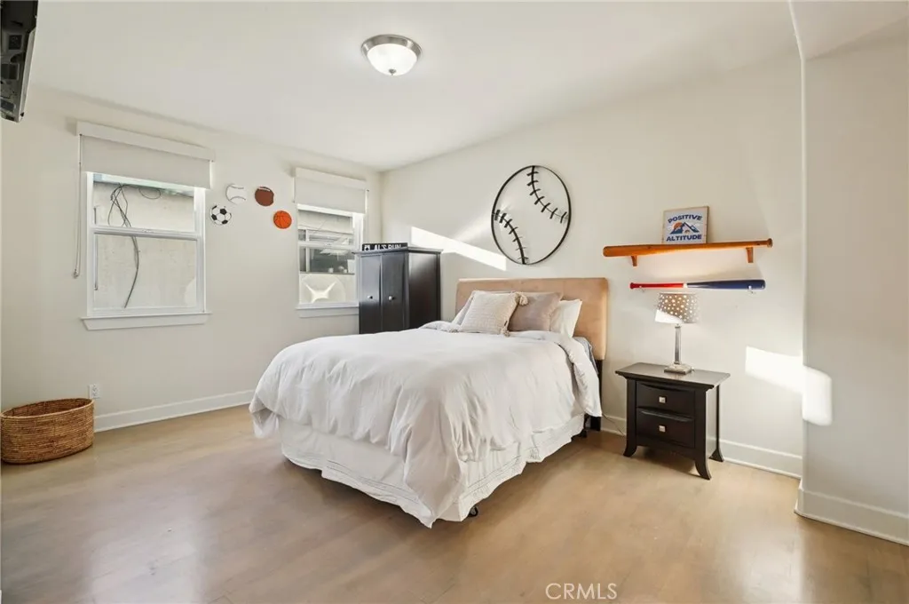 654 5th Street, Hermosa Beach, California 90254 home-pic-24