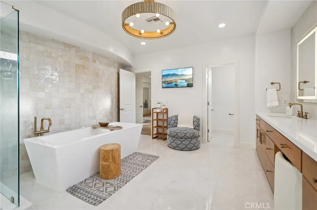 654 5th Street, Hermosa Beach, California 90254 home-pic-21
