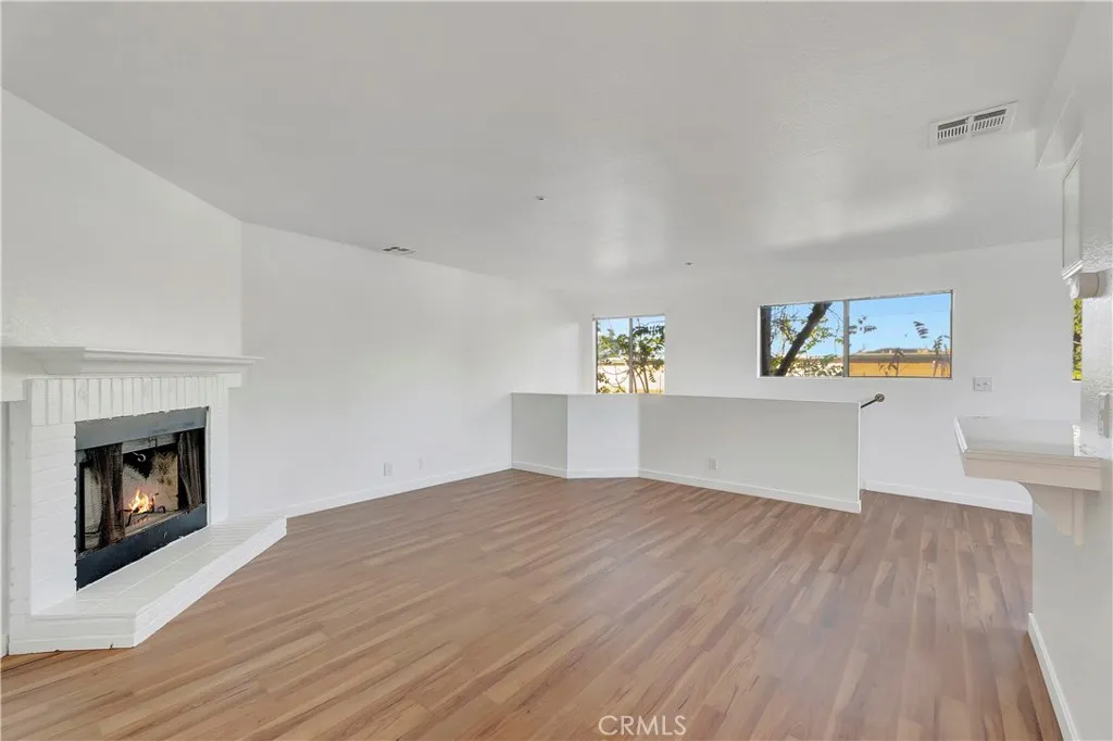 609 E Phillips, Pomona, California 91766 home-pic-18