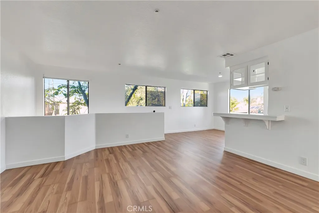 609 E Phillips, Pomona, California 91766 home-pic-28