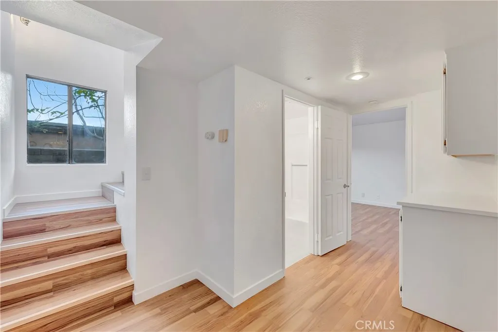 609 E Phillips, Pomona, California 91766 home-pic-7