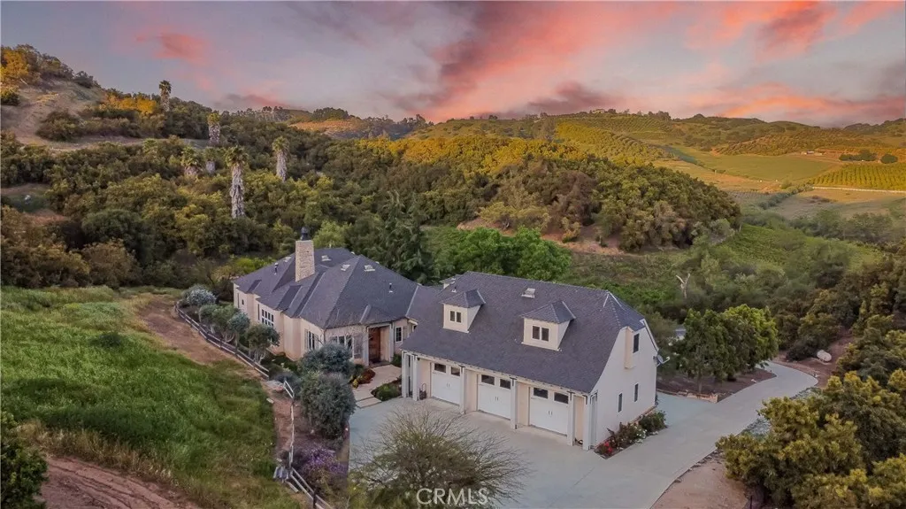 26525 Carancho Road, Temecula, California 92590 home-pic-2