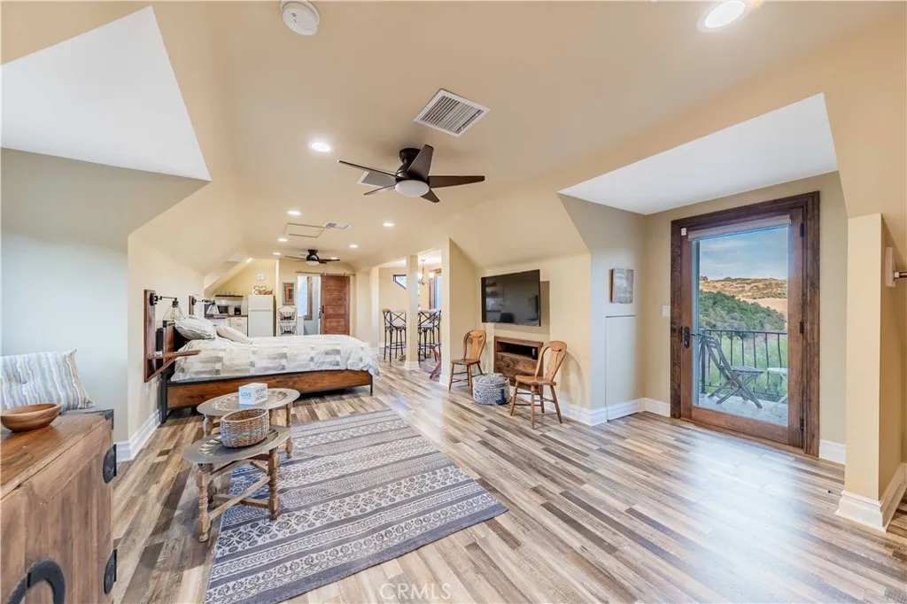 26525 Carancho Road, Temecula, California 92590 home-pic-35