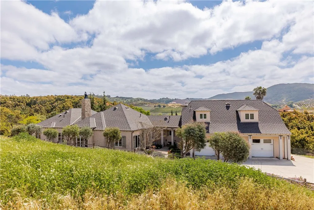 26525 Carancho Road, Temecula, California 92590 home-pic-62