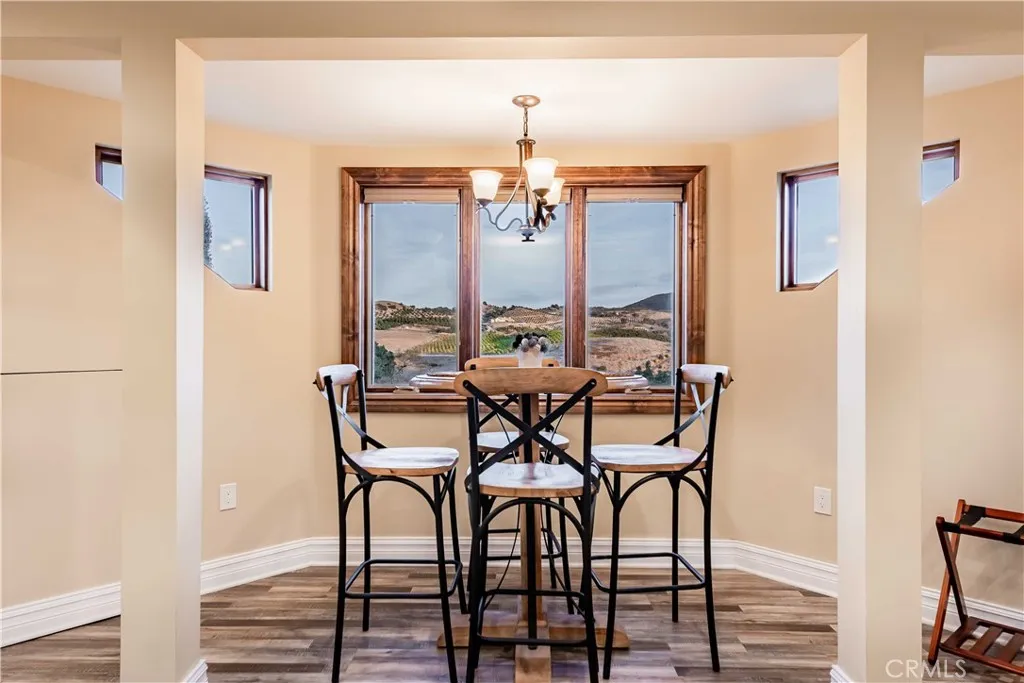 26525 Carancho Road, Temecula, California 92590 home-pic-38