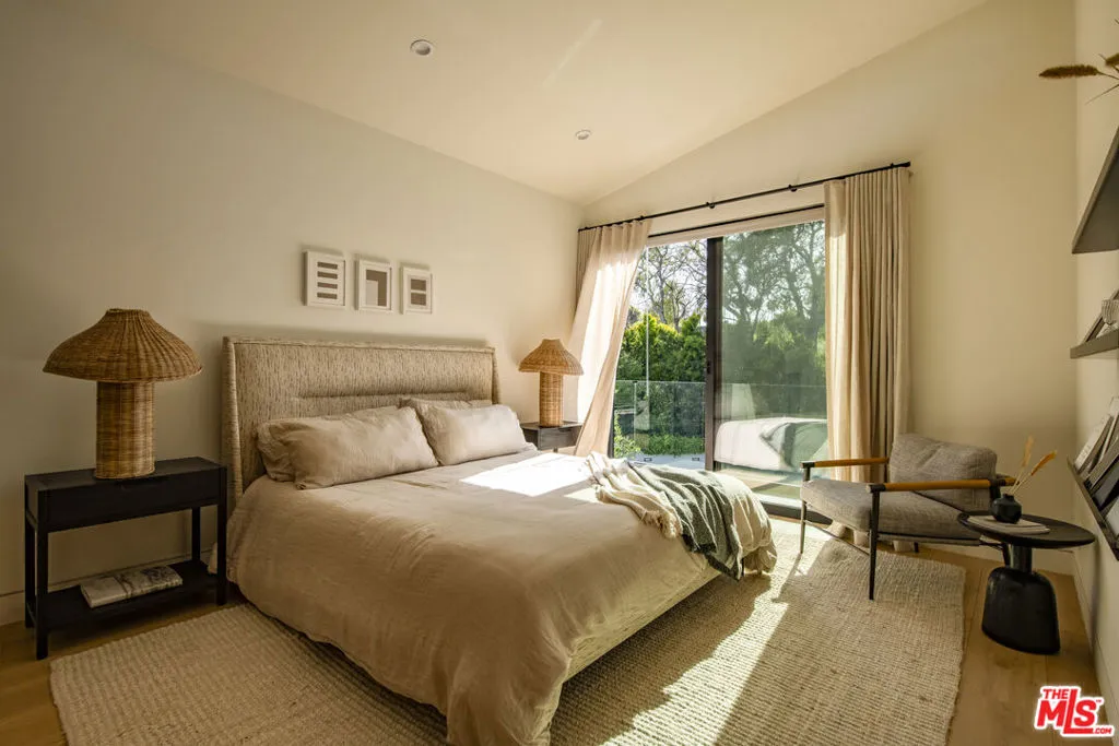 28869 Selfridge Drive, Malibu, California 90265 home-pic-17