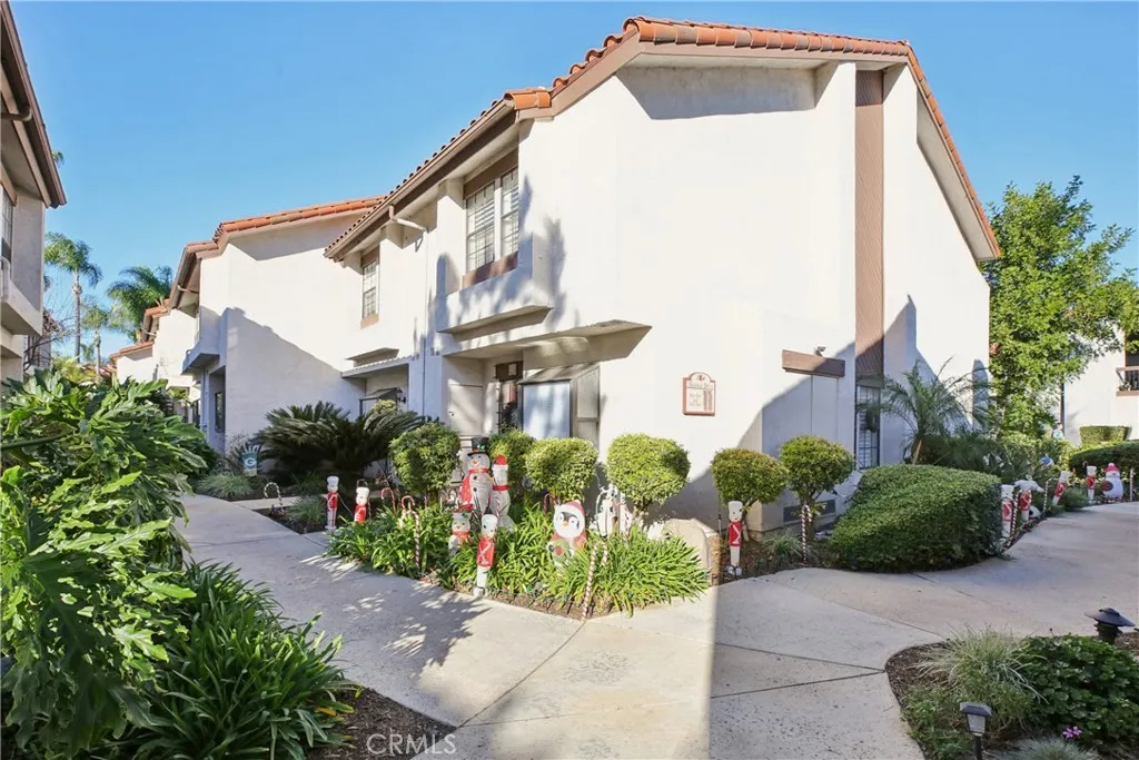 338 Molokai, Placentia, California 92870 home-pic-3
