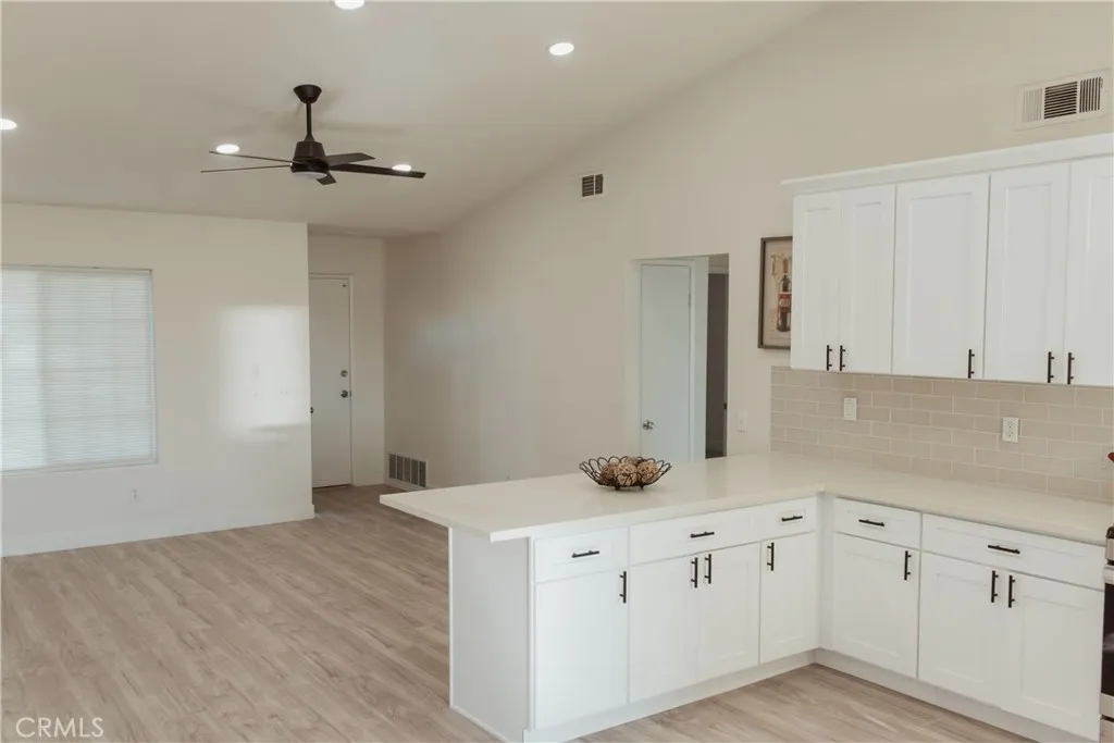 767 Clearwater, Perris, California 92571 home-pic-4