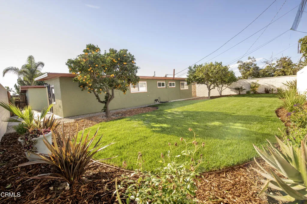 891 Salem Avenue, Oxnard, California 93036 home-pic-18