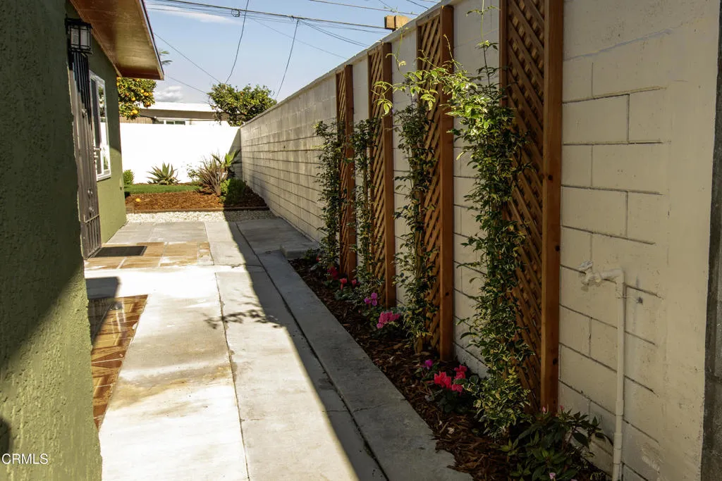 891 Salem Avenue, Oxnard, California 93036 home-pic-7