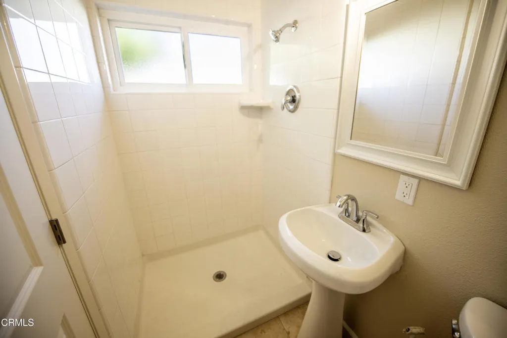 891 Salem Avenue, Oxnard, California 93036 home-pic-15