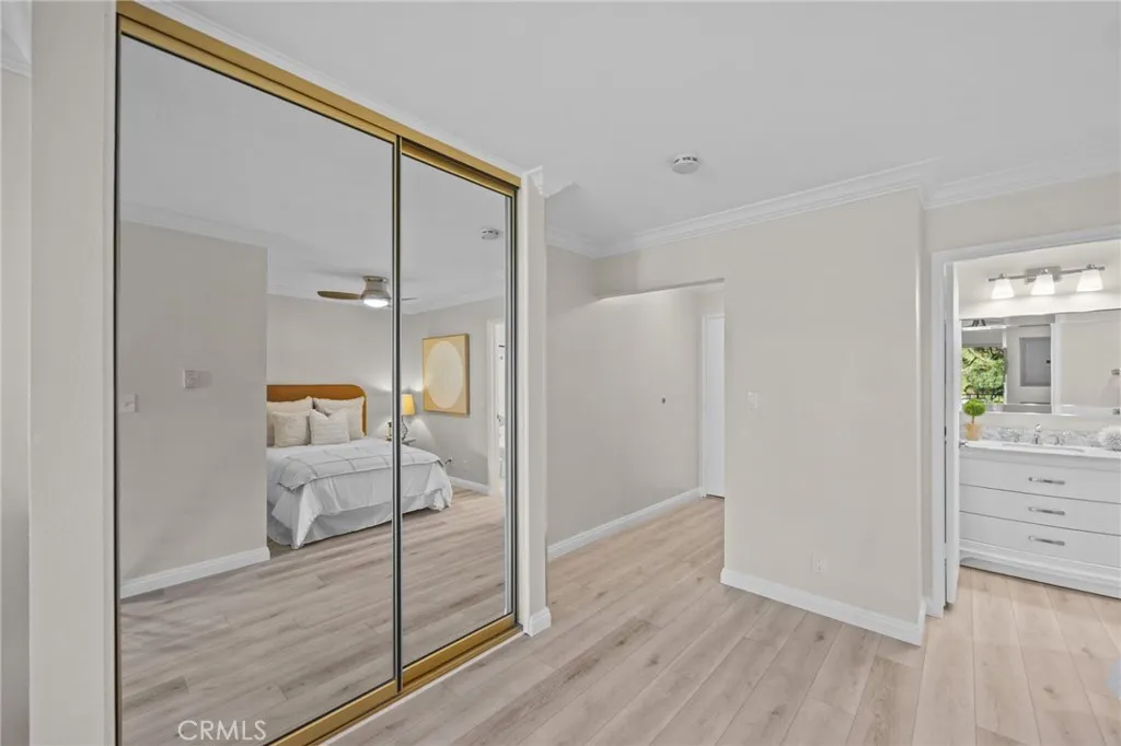 101 Scholz Plaza Ph19, Newport Beach, California 92663 home-pic-4