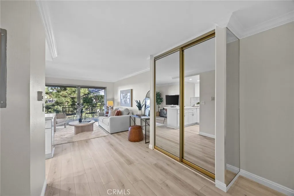 101 Scholz Plaza Ph19, Newport Beach, California 92663 home-pic-14