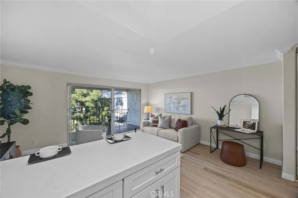 101 Scholz Plaza Ph19, Newport Beach, California 92663 home-pic-13