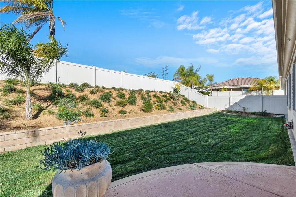 930 Gleneagles, Beaumont, California 92223 home-pic-32