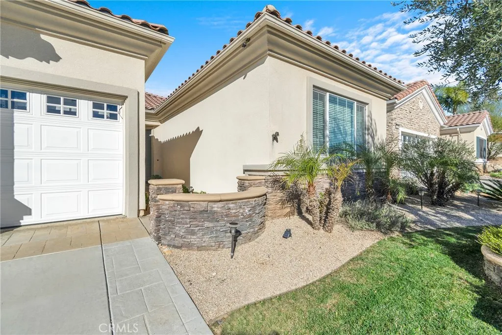 930 Gleneagles, Beaumont, California 92223 home-pic-4