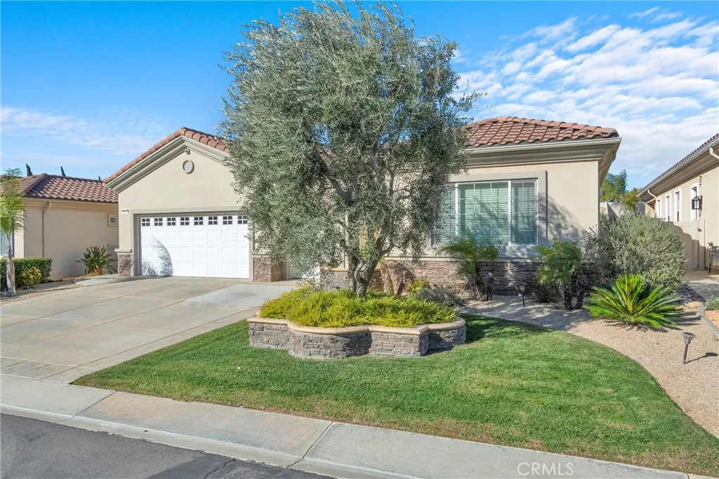 930 Gleneagles, Beaumont, California 92223 home-pic-2