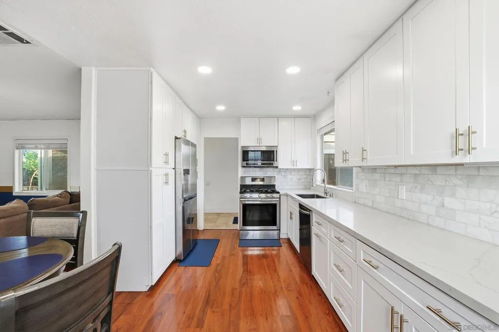754 Alveda Avenue, El Cajon, California 92019 home-pic-10