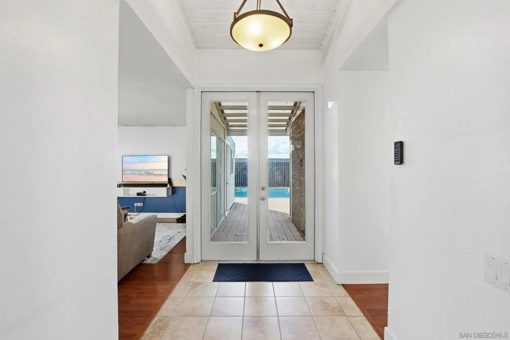 754 Alveda Avenue, El Cajon, California 92019 home-pic-4