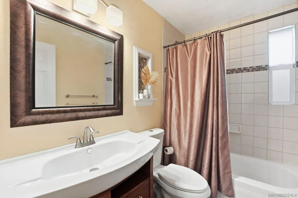 754 Alveda Avenue, El Cajon, California 92019 home-pic-23