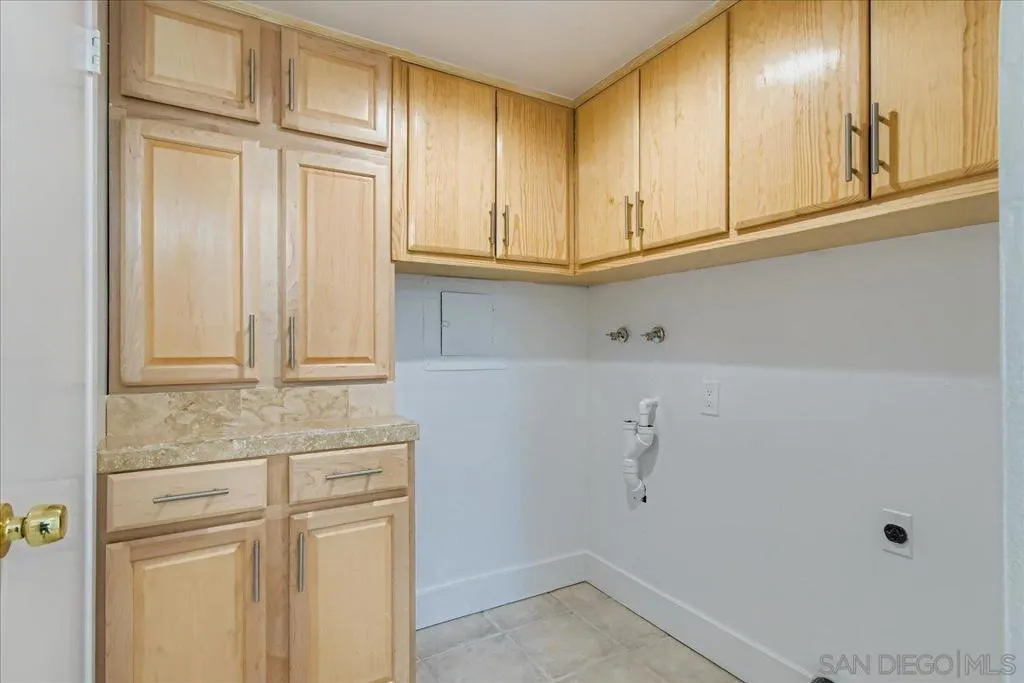 1158 Denver Lane C, El Cajon, California 92021 home-pic-19